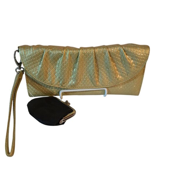 Mundi Handbags - Mundi Gold Sparkly Wristlet With Black Coin Purse